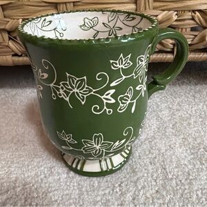 Temptations Floral Lace Green/White 16 Oz Single Pedestal Mug PPP-SQ-832942